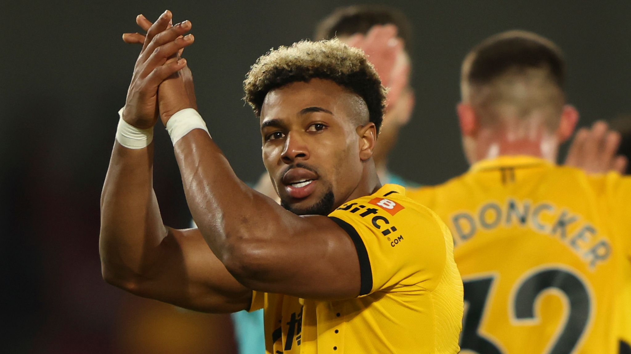 Dharmesh Sheth is reporting that Tottenham are close to signing Wolves&#39; Adama Traore for about £20 million.
