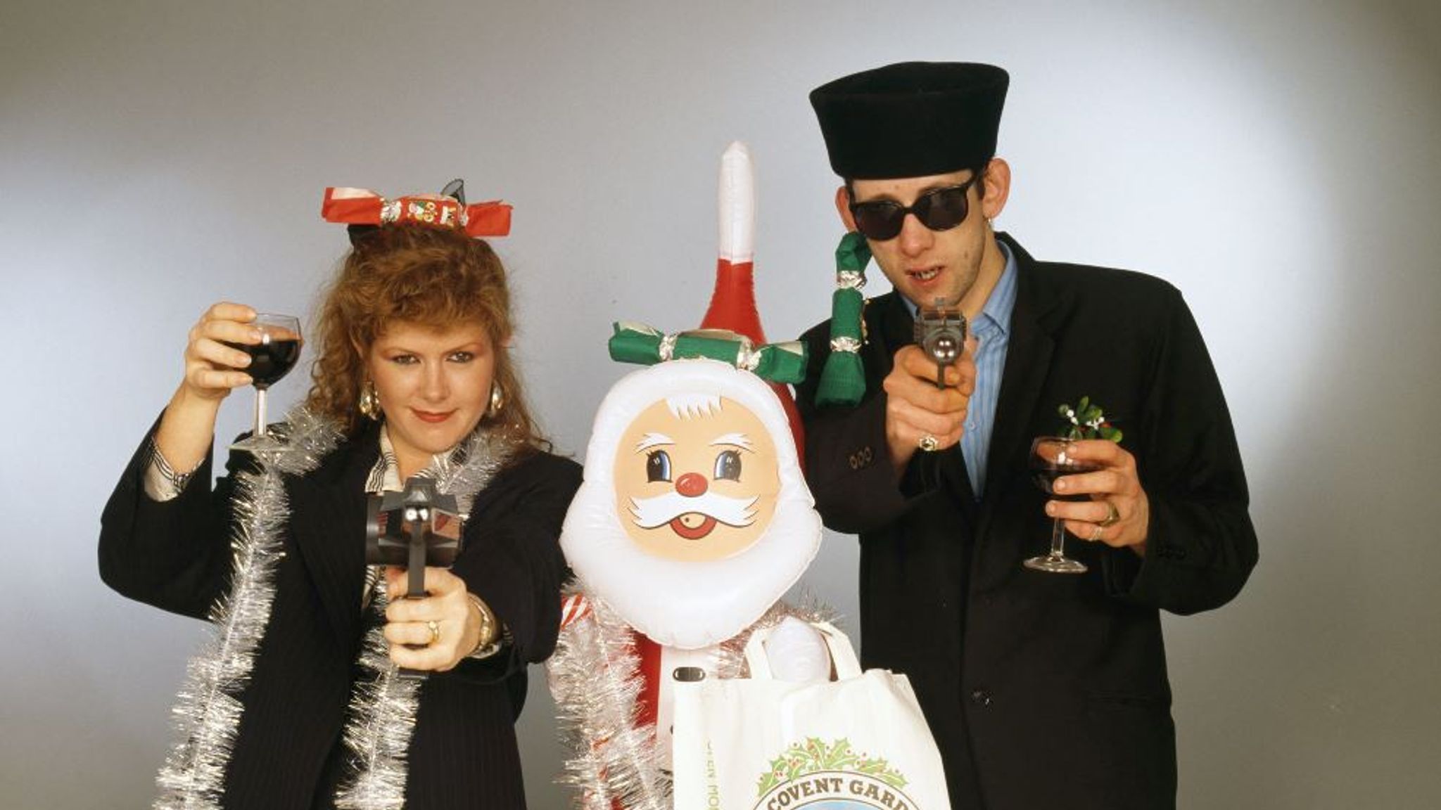 Singers Kirsty MacColl and Shane MacGowan collaborated on the controversial Pogues&#39; Christmas song &#39;Fairytale in New York&#39; which is now considered offensive by some