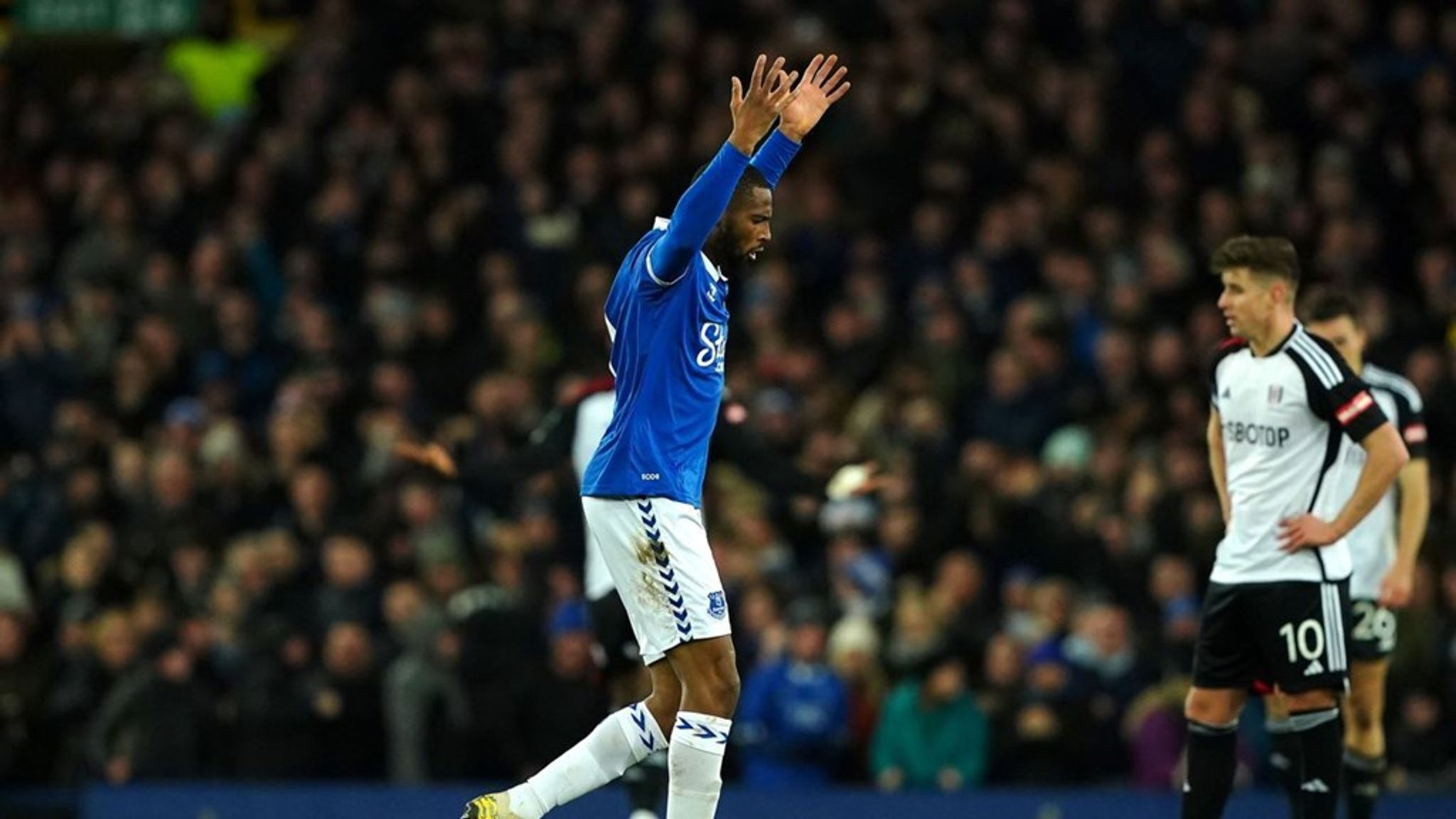 Beto&#39;s second Carabao Cup goal this season was not enough to keep them in the competition