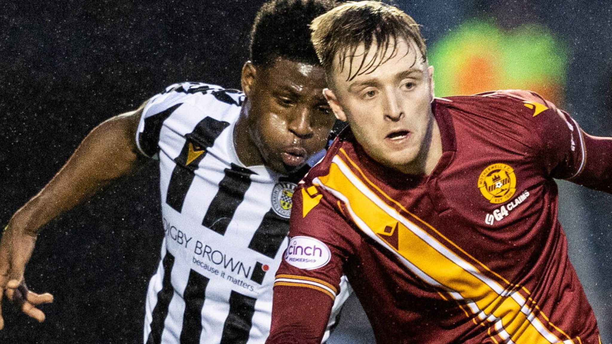 PAISLEY, SCOTLAND - DECEMBER 16: St Mirren&#39;s Thierry SMall (L) and Motherwell&#39;s Georgie Gent in action during a cinch Premiership match between St Mirren and Motherwell at SMiSA Stadium, on December 16, 2023, in Paisley, Scotland. (Photo by Mark Scates / SNS Group)