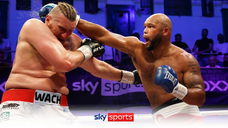 Frazer Clarke - Mariusz Wach 16/06/2023 YORK HALL, BETHNAL GREEN PIC LAWRENCE LUSTIG/BOXXER (PICS FREE FOR EDITORIAL USE ONLY)