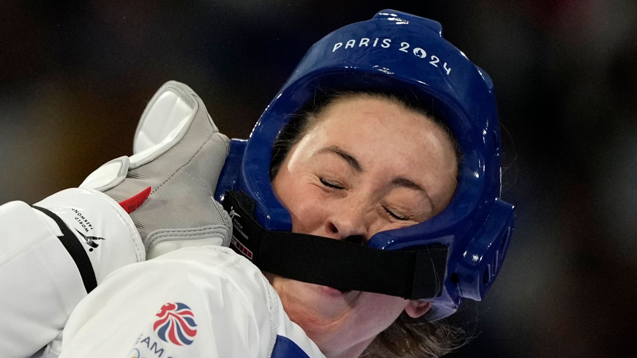 Britain's Jade Jones competes with North Macedonia's Miljana Reljikj in a women's 57kg Taekwondo match during the 2024 Summer Olympics, at the Grand Palais, Thursday, Aug. 8, 2024, in Paris, France. (AP Photo/Andrew Medichini)