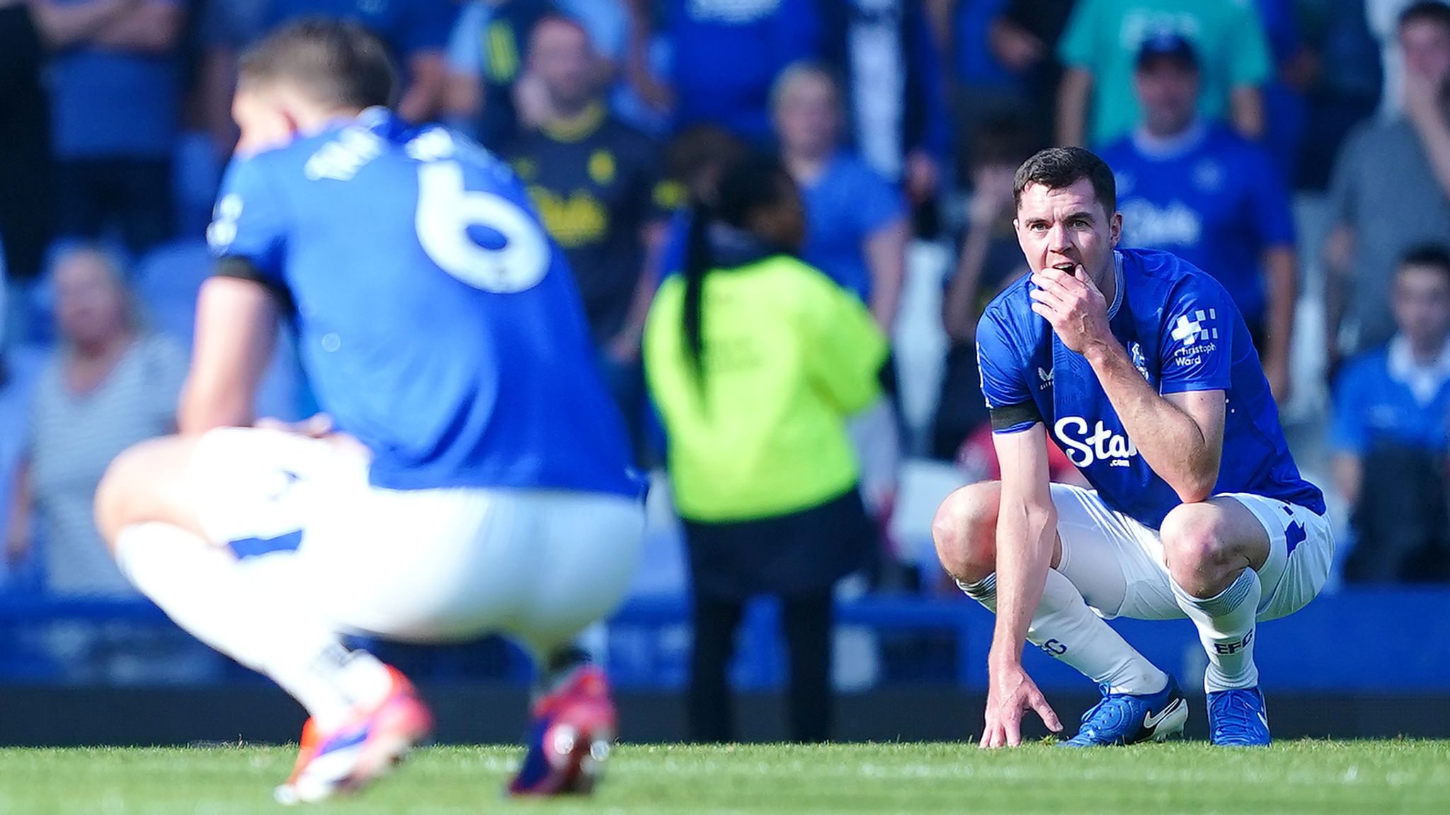 Everton's Michael Keane (right) looks dejected following the 3-2 defeat to Bournemouth