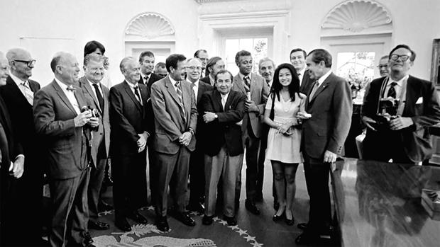 connie-chung-in-nixon-white-house.jpg 