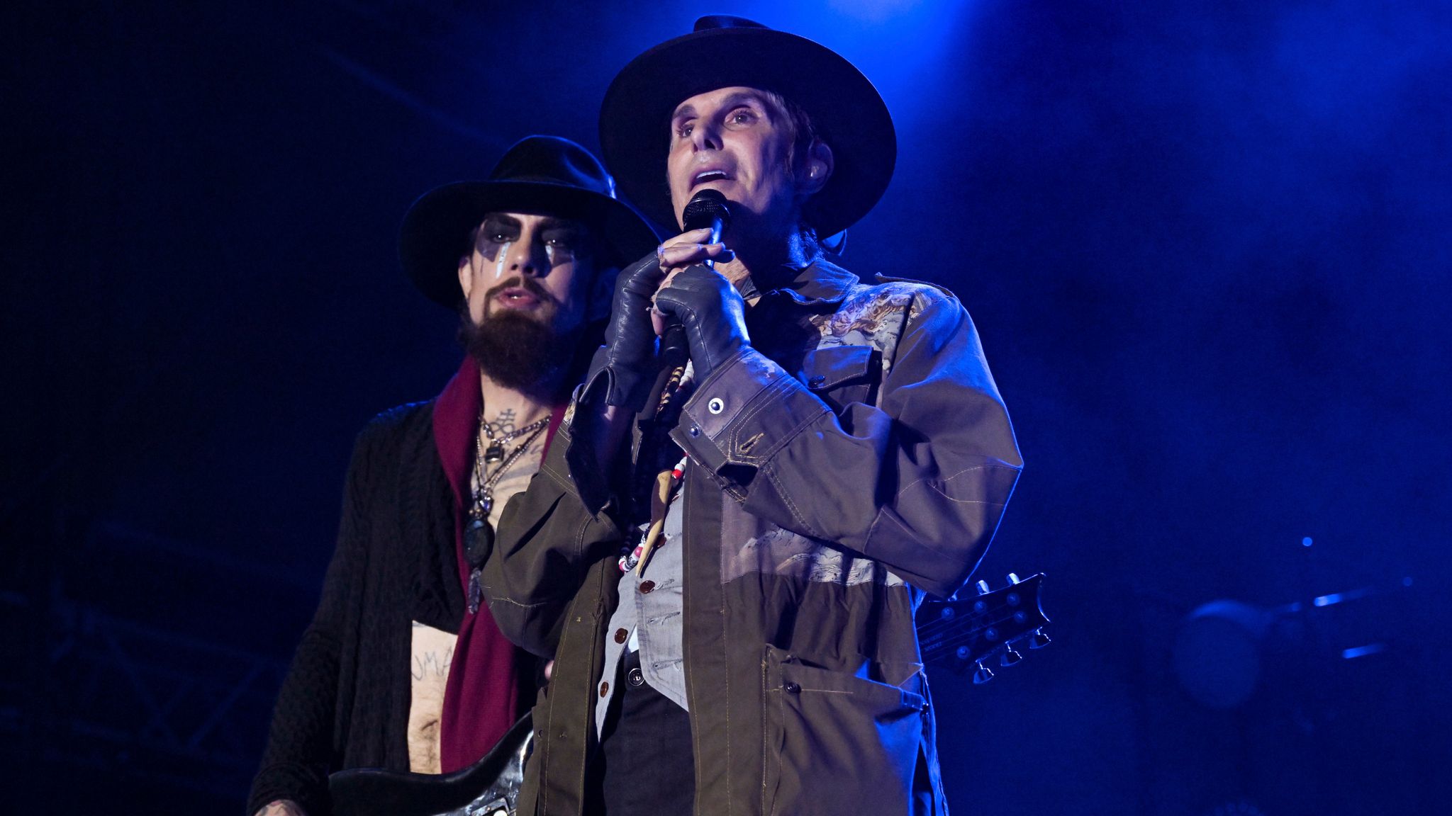 Photo by: NDZ/STAR MAX/IPx 2024 9/11/24 Perry Farrell performs with Jane's Addiction at Pier 17 Rooftop on September 11, 2024 in New York City.