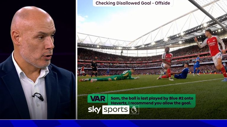 PGMOL chief Howard Webb explains to Michael Owen why VAR was right to award Kai Havertz&#39;s goal against Leicester City.