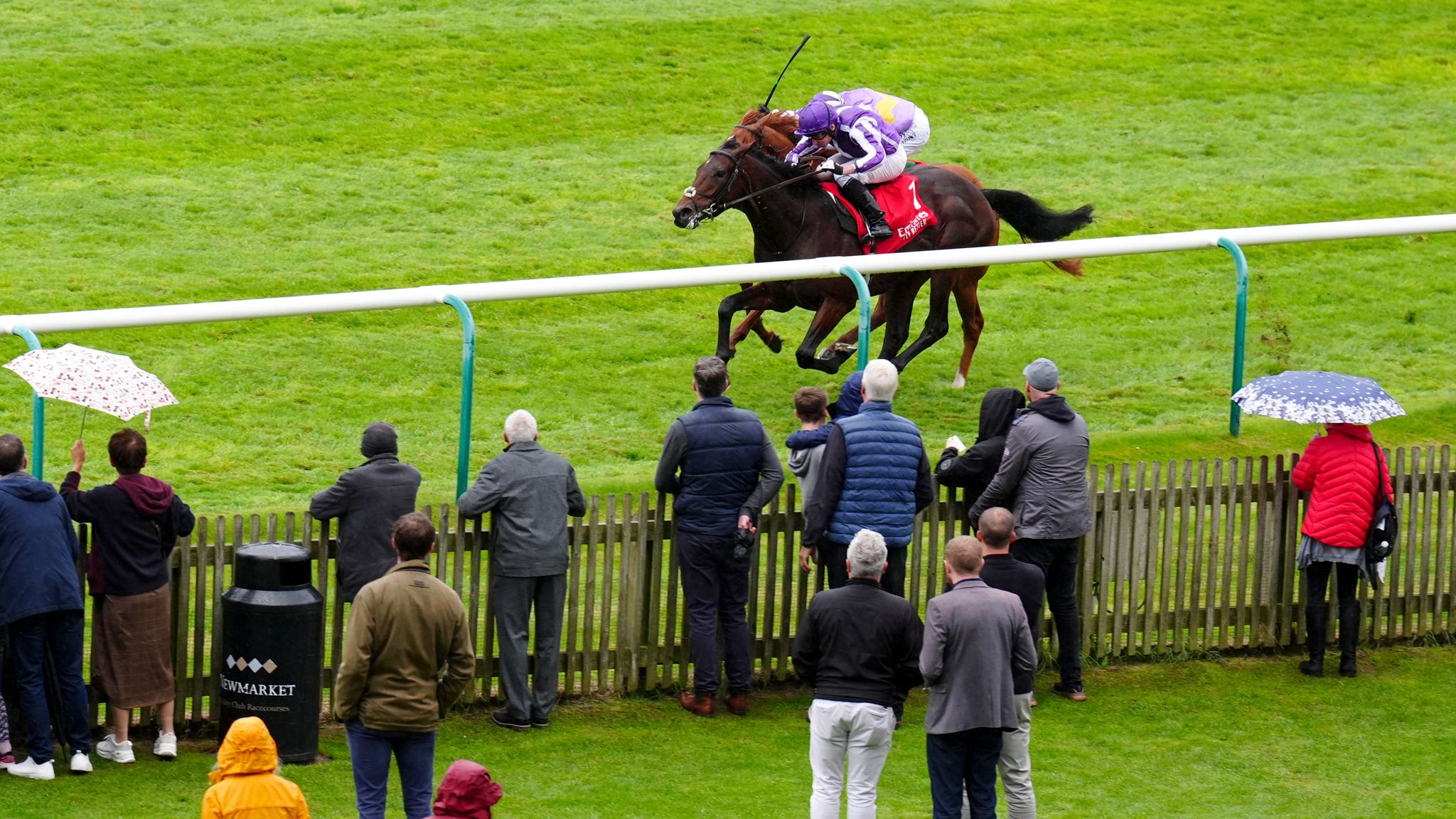 Delacroix (near side) battles to the finish