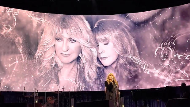 stevie-nicks-tribute-to-christine-mcvie.jpg 