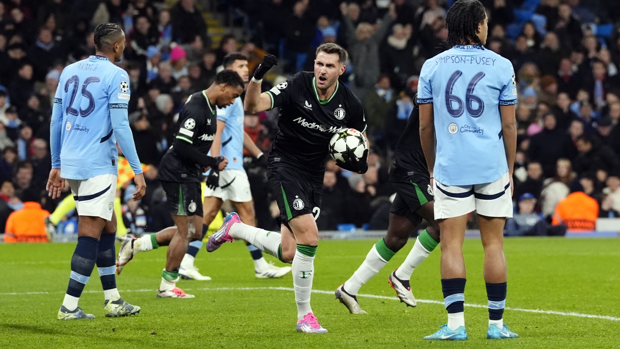 Santiago Gimenez celebrates scoring Feyenoord's second goal