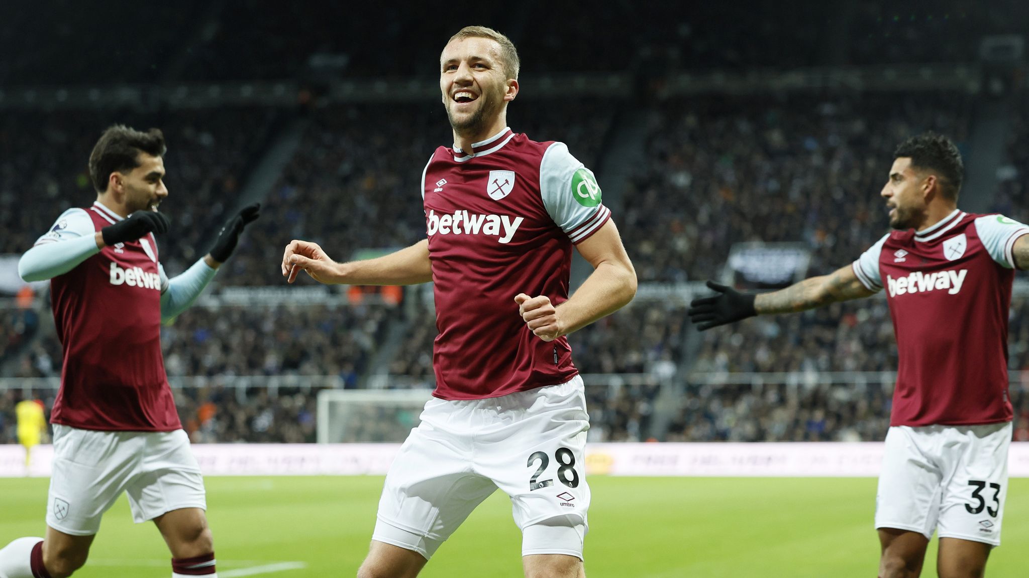 Tomas Soucek celebrates West Ham's opening goal