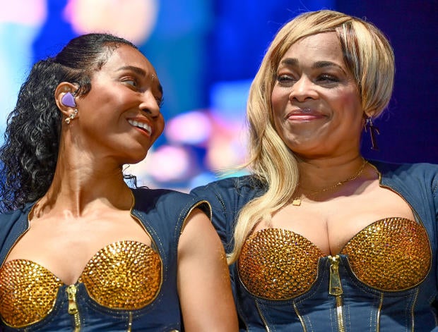 Rozonda "Chilli" Thomas and Tionne "T-Boz" Watkins of TLC 