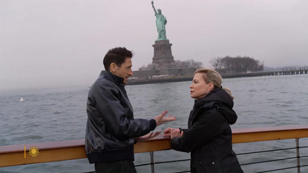 adrien-brody-tracy-smith-statue-of-liberty.jpg 