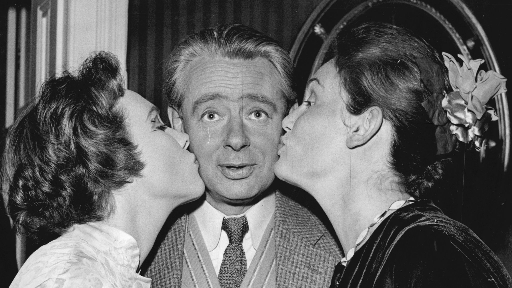 Actor Alec Clunes with Julie Andrews (R) and his wife Daphne, Martin's mum, in 1959. Pic: Reuters