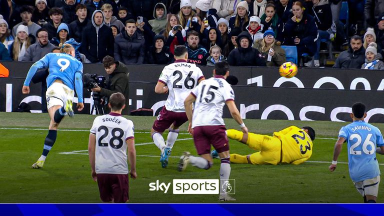 Erling Haaland scores chip against West Ham